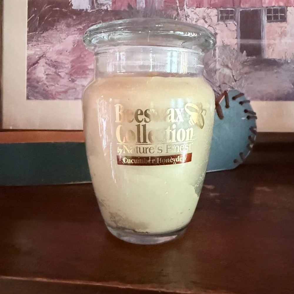 Nature's Finest Beeswax Collection Jar Candle 16oz Cucumber Honeydew New Lid